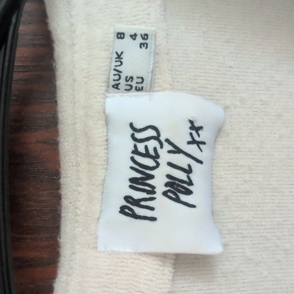 Princess Polly Cropped Off white button up top Size 4 Terry Cloth Feel - Picture 2 of 3